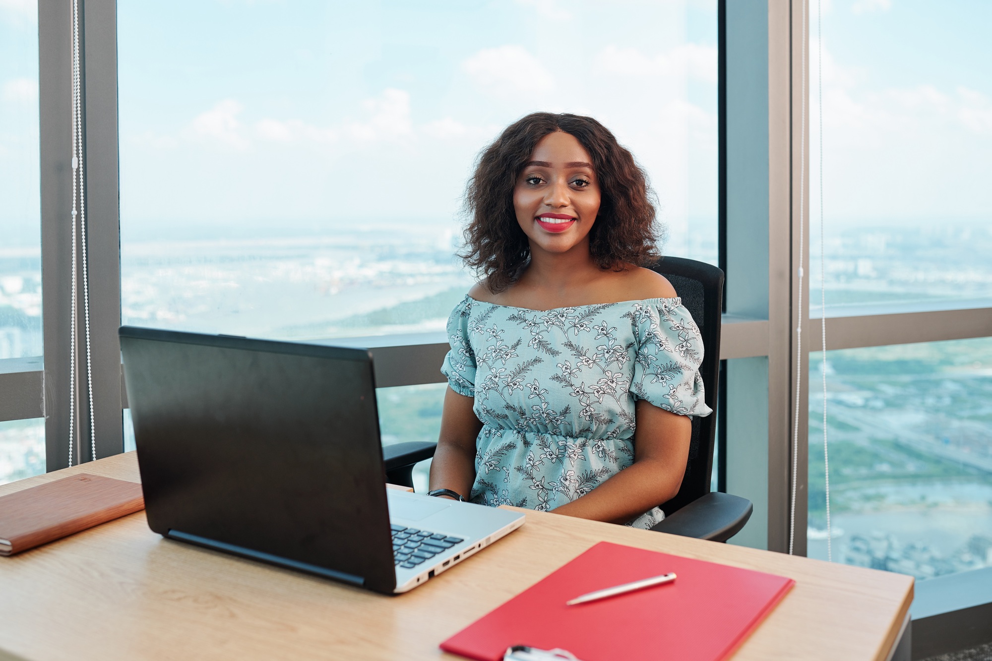 Caren M. is a seasoned career coach